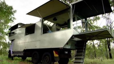 You Live in What? Season 2 Episode 3