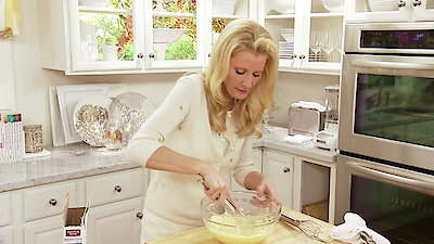 Semi-Homemade Cooking with Sandra Lee Season 15 Episode 9