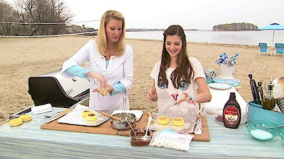 Semi-Homemade Cooking with Sandra Lee Season 15 Episode 11
