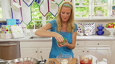 Semi-Homemade Cooking with Sandra Lee Season 14 Episode 4