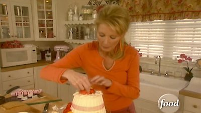 Semi-Homemade Cooking with Sandra Lee Season 2 Episode 1