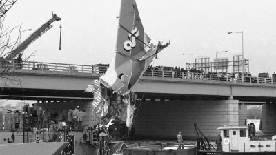 Why Planes Crash Season 2 Episode 2