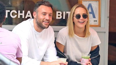 Watch E! News Season 19 Episode 25 - Wed, Feb 6, 2019 Online Now