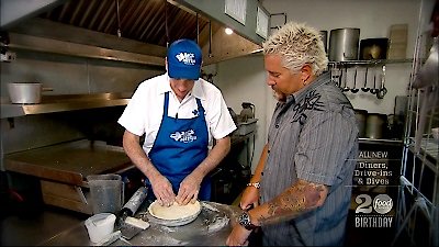 Diners, Drive-Ins and Dives Season 18 Episode 7