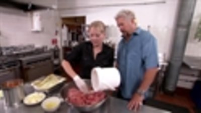 Diners, Drive-Ins and Dives Season 21 Episode 17