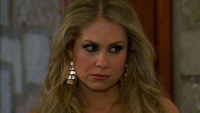 Que Pobres Tan Ricos Season 1 Episode 22