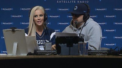 Wahlburgers Season 8 Episode 1