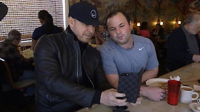 Wahlburgers Season 8 Episode 6