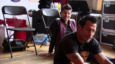 Wahlburgers Season 2 Episode 101