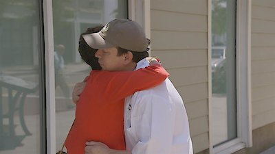 Wahlburgers Season 7 Episode 1