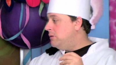 Gorgeous Tiny Chicken Machine Show Season 1 Episode 2