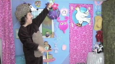 Gorgeous Tiny Chicken Machine Show Season 1 Episode 4