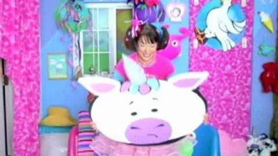 Gorgeous Tiny Chicken Machine Show Season 1 Episode 10