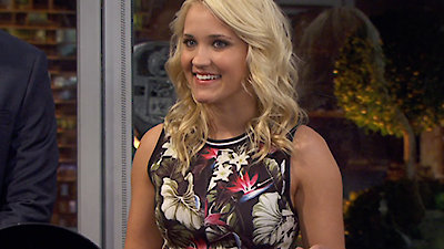 Young & Hungry Season 1 Episode 2