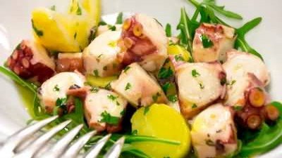 Bizarre Foods America Season 8 Episode 1