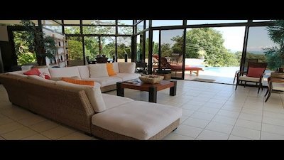 House Hunters International Season 73 Episode 1