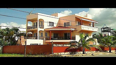 House Hunters International Season 42 Episode 1