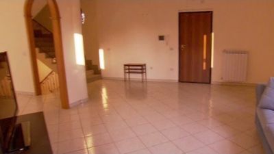 House Hunters International Season 27 Episode 30