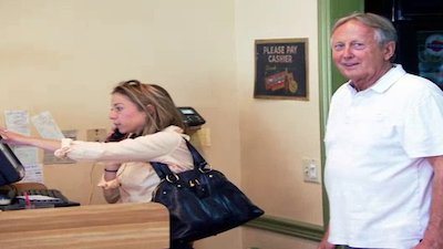 Leah Remini It's All Relative Season 1 Episode 3