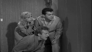 Watch The Twilight Zone Season 3 Episode 26 - Little Girl Lost Online Now