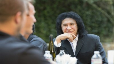 4th and Loud Season 1 Episode 2