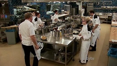 Hell's Kitchen Season 8 Episode 11