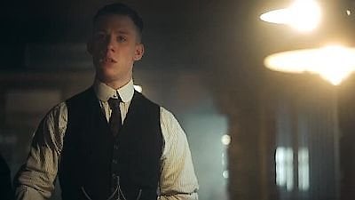 Watch Peaky Blinders Season 2 Episode 1 Episode 1 Online Now