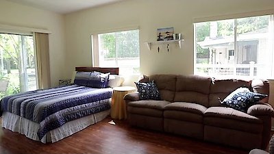 Lakefront Bargain Hunt Season 1 Episode 5