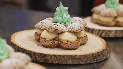 Holiday Baking Championship Season 8 Episode 2