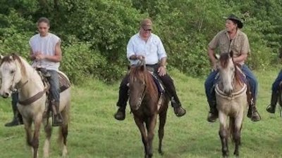 Bizarre Foods with Andrew Zimmern Season 11 Episode 1