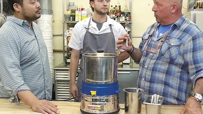 Bizarre Foods with Andrew Zimmern Season 13 Episode 12