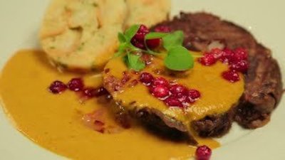 Bizarre Foods: Delicious Destinations Season 6 Episode 6