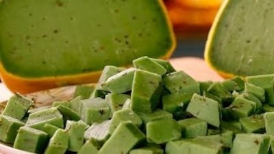 Bizarre Foods: Delicious Destinations Season 2 Episode 8