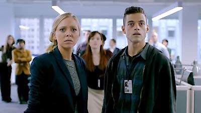 Mr. Robot pilot streaming online now