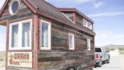 Tiny House, Big Living Season 1 Episode 1