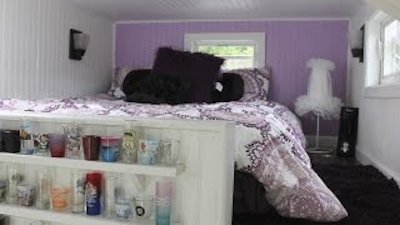 Tiny House, Big Living Season 1 Episode 9