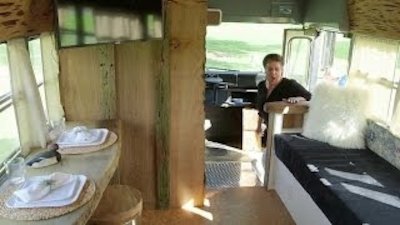 Tiny House, Big Living Season 3 Episode 3