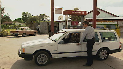 Duenos del paraiso Season 1 Episode 30