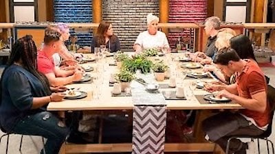 Worst Cooks in America Season 9 Episode 1