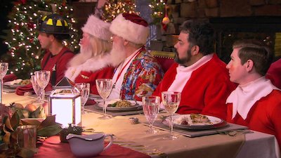Santas in the Barn Season 1 Episode 8