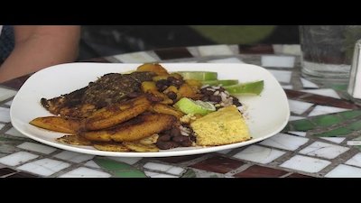 Beach Bites with Katie Lee Season 2 Episode 2