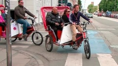 Rev Runs Around the World Season 1 Episode 9