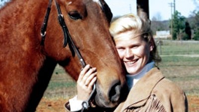 Six Degrees of Murder Season 1 Episode 1