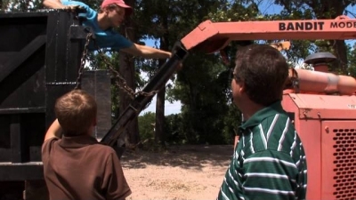 19 Kids and Counting Season 7 Episode 13