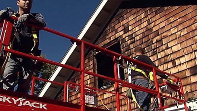 Bath Crashers Season 7 Episode 1