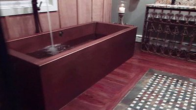 Bath Crashers Season 7 Episode 10