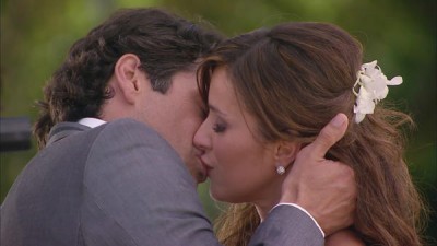 La Casa de al Lado Season 1 Episode 1