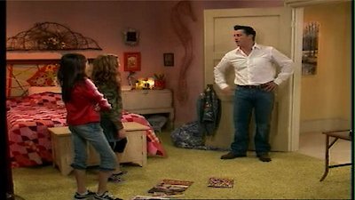 Watch Joey Season 2 Episode 19 Joey and the Critic Online Now