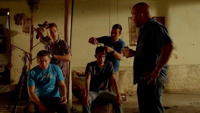 En la boca del lobo Season 1 Episode 15