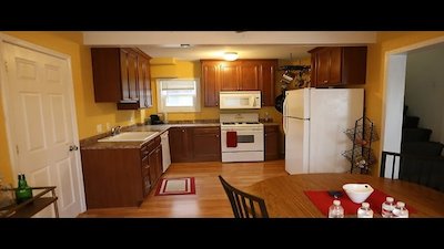 Holmes: Buy It Right Season 1 Episode 5